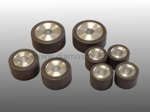 Diamond grinding wheel